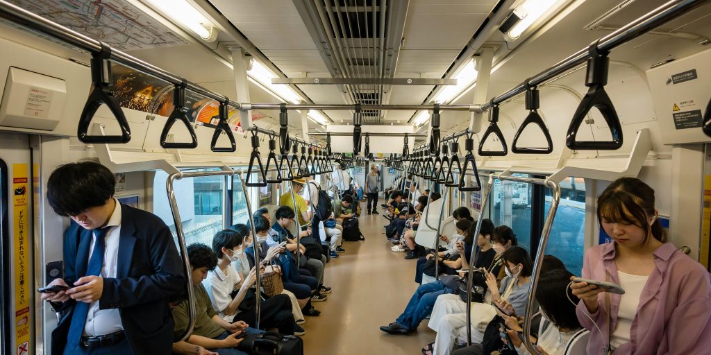 How come so many people nap in public in&nbsp;Japan?